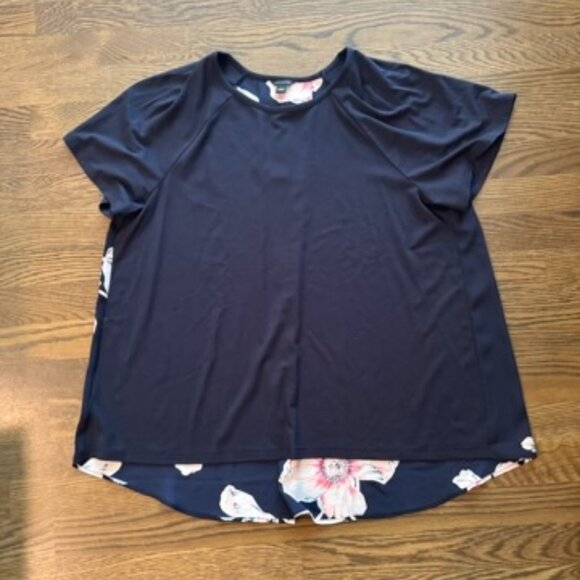 NWT Ann Taylor pleated back Floral Tee shirt top Size Large 522007 - Picture 2 of 4